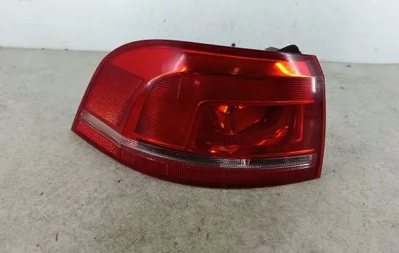 Volkswagen PASSAT B7 Rear/tail lights 3AF945095E