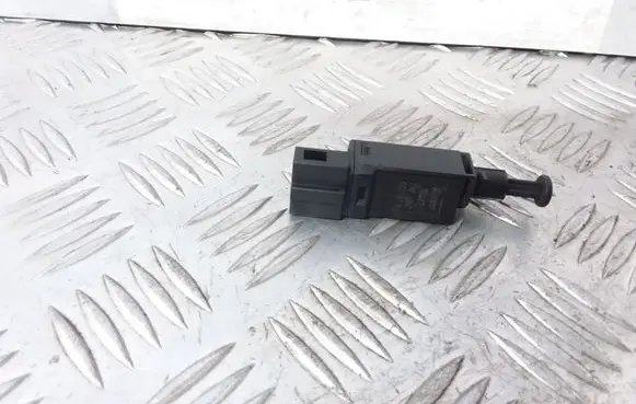 Clutch pedal sensor