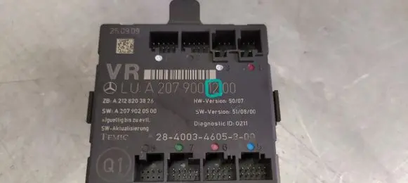 Mercedes-Benz E W212 Door control unit/module A2079001200