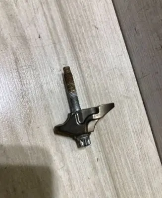 Ford Ecosport Fuel Injector clamp holder 23839