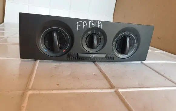 Skoda Fabia Mk1 (6Y) Climate control unit 6Y0819045B 901511740002