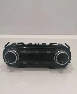 Mercedes-Benz B W246 W242 Climate control unit A2469008215