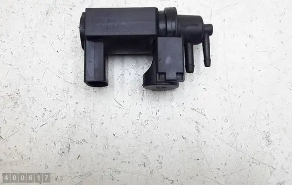 Volkswagen Touareg I Turbo solenoid valve 059906628B 06T327 70101900