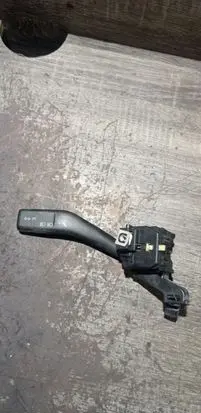 Volkswagen Golf V Indicator stalk 1K0953513