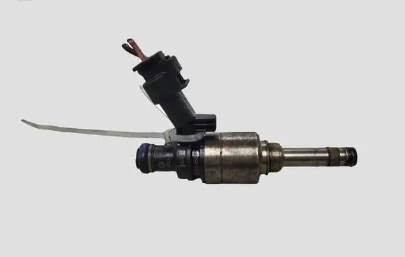 Audi A5 8T 8F Fuel injector 06H906036F 0261500057