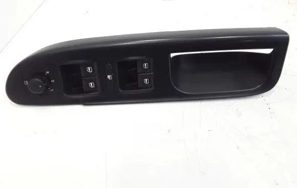 Volkswagen PASSAT B6 Electric window control switch 3C1867171B