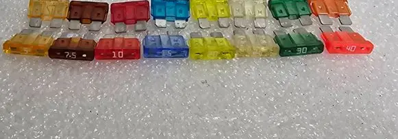 Audi A4 S4 B7 8E 8H Fuse 