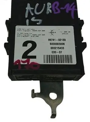 Toyota Auris 150 Door control unit/module 8974102130