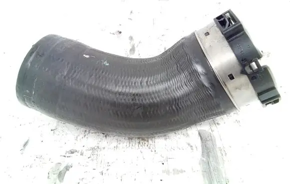 Volvo XC60 Intercooler hose/pipe 31422152