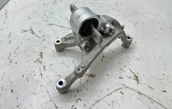 Tesla Model X Engine mount bracket 113468200C