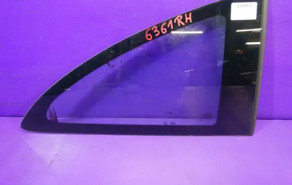 Rear side window