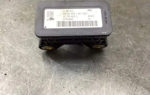 Opel Astra H ESP acceleration yaw rate sensor 13257072 GE78E20Q2Z 10170106313