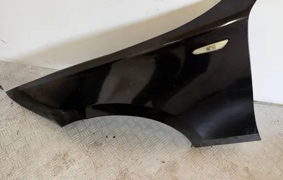 BMW 1 E81 E87 Fender