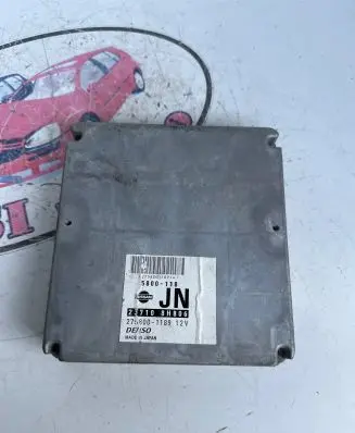 Nissan X-Trail T30 Engine control unit/module 237108H806