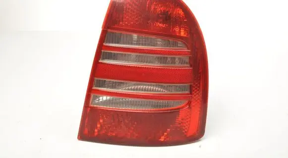 Skoda Superb B5 (3U) Rear/tail lights 3U5945112