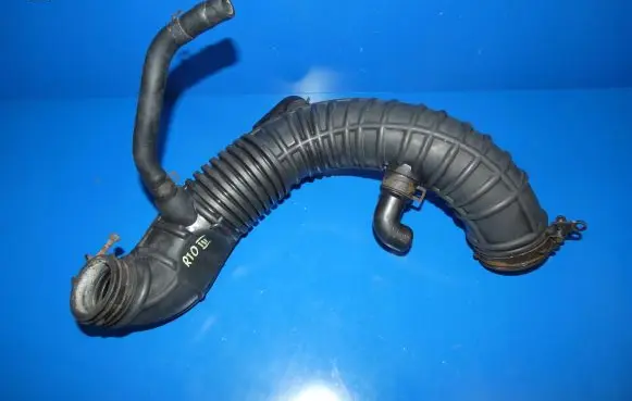KIA Rio Air intake hose/pipe
