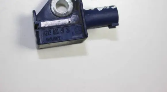 Mercedes-Benz E W212 Airbag deployment crash/impact sensor A2128204926 5WK43872