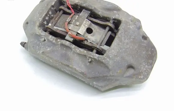 Volkswagen Touareg I Front brake caliper