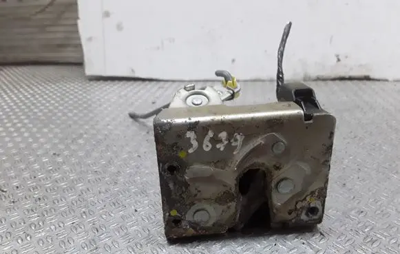 Ford Maverick Tailgate/trunk/boot lock/catch/latch 45004087