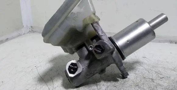 Audi A6 S6 C6 4F Master brake cylinder 8E0611301E