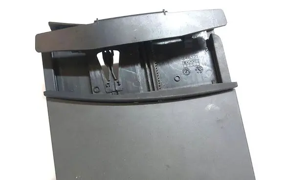 Ashtray (front)