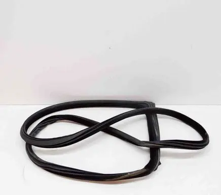 BMW 4 F32 F33 Rubber seal front coupe door 7279741