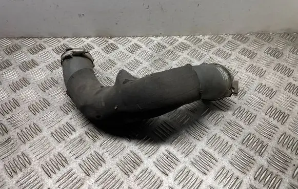 Intercooler hose/pipe