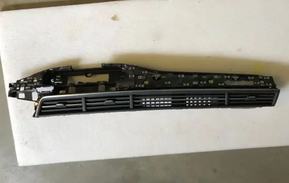 Audi Q7 4M Dashboard air vent grill cover trim 4M2820901