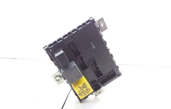 Fiat Punto (176) Relay mounting block 7755601C110 7755601
