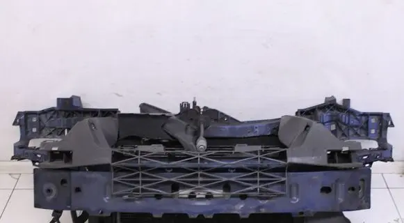 Ford C-MAX I Radiator support slam panel