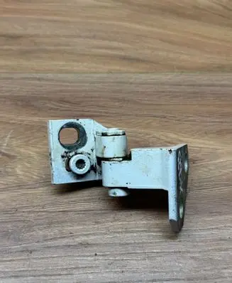 Volkswagen Golf V Rear door upper hinge 1K9833401B