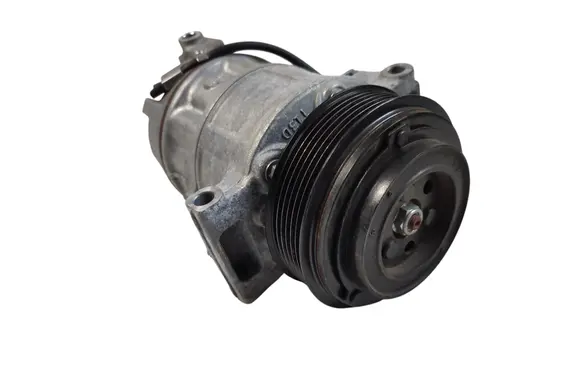 Mercedes-Benz C W205 Air conditioning (A/C) compressor (pump) A0008303902 02815507063 PXC14