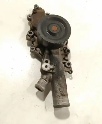 Mercedes-Benz E W211 Water pump A6462000301