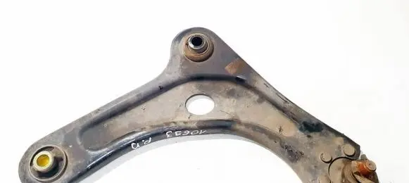 Peugeot 208 I Front lower control arm/wishbone