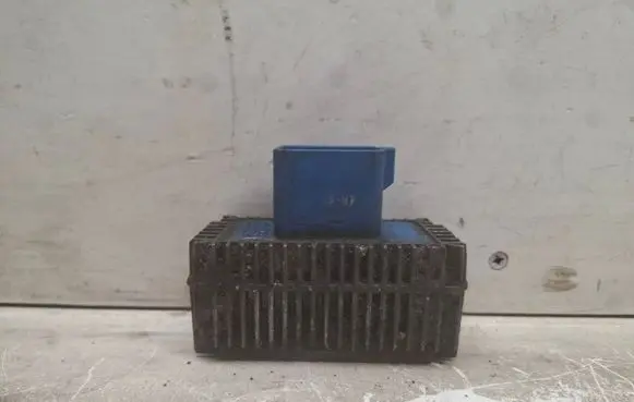 Opel Zafira A Glow plug pre-heat relay 55353011 51299014