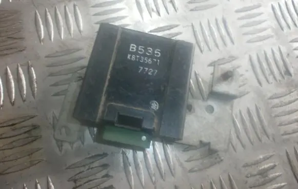 Mazda 323 F Other control units/modules K8T35671 7727