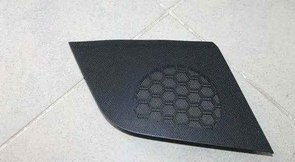 Side speaker trim/cover