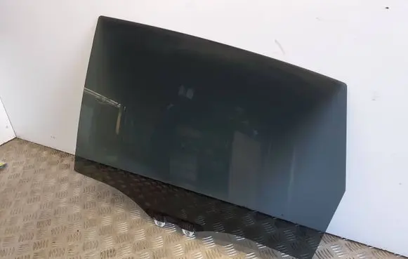 Honda CR-V Rear door window glass 43R002092 DOT24M98AS3