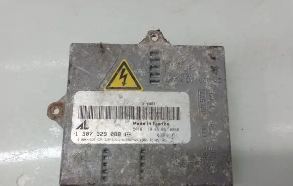 Mercedes-Benz C W203 Headlight ballast module Xenon 1307329088