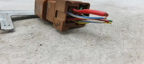 Nissan X-Trail T30 Other relay 2523078564 209090