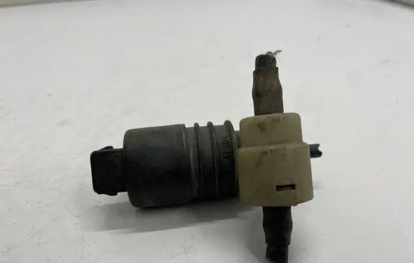 Windscreen/windshield washer pump