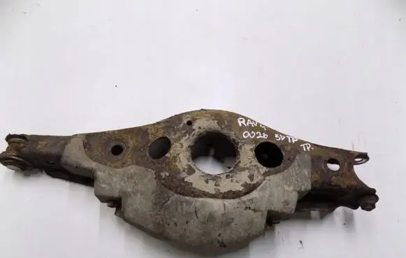 Toyota RAV 4 (XA30) Rear control arm