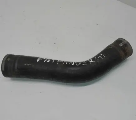 Nissan Pathfinder R51 Engine coolant pipe/hose