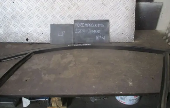 Ford Mondeo MK IV Car floor mat set 