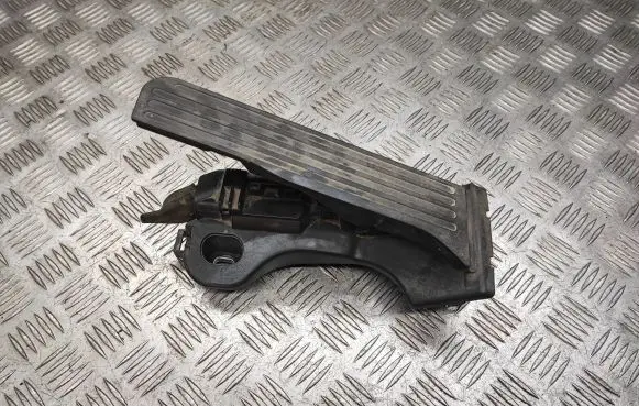 Volkswagen Touran I Accelerator throttle pedal 1T1723503H 6PV00868901