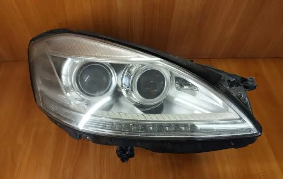 Mercedes-Benz S W221 Headlight/headlamp A2218201639 0301252684 265026512653