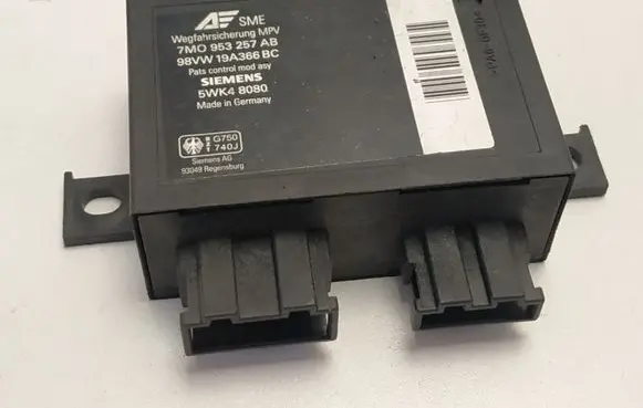 Ford Galaxy Immobilizer control unit/module 7M0953257AB 98VW19A366BC