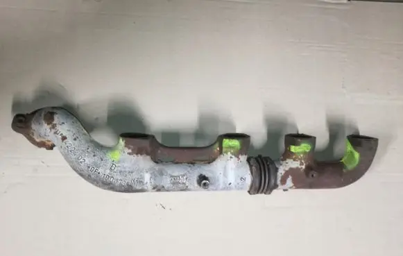 Mercedes-Benz S W126 Exhaust manifold 1161422402