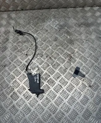 KIA Sorento Fuel tank cap lock motor 