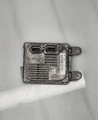 Skoda Octavia Mk2 (1Z) Headlight ballast module Xenon 35XT5D112V